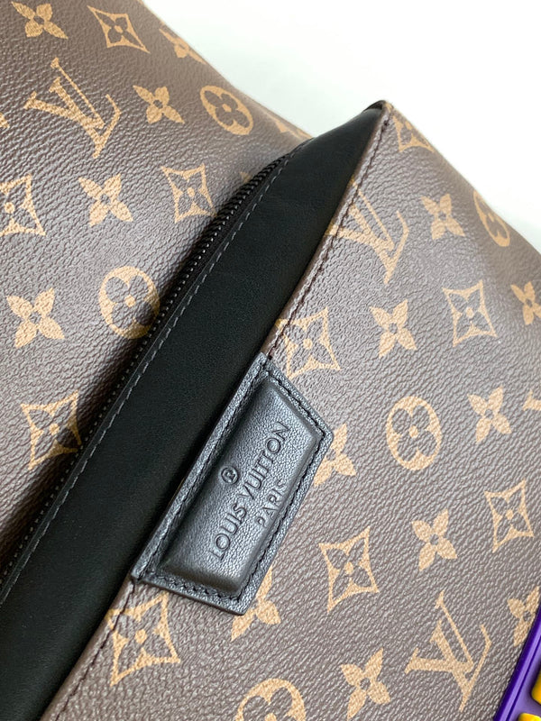 DISCOVERY BACKPACK 40 IN BROWN MONOGRAM CANVAS RUBBER LOGO