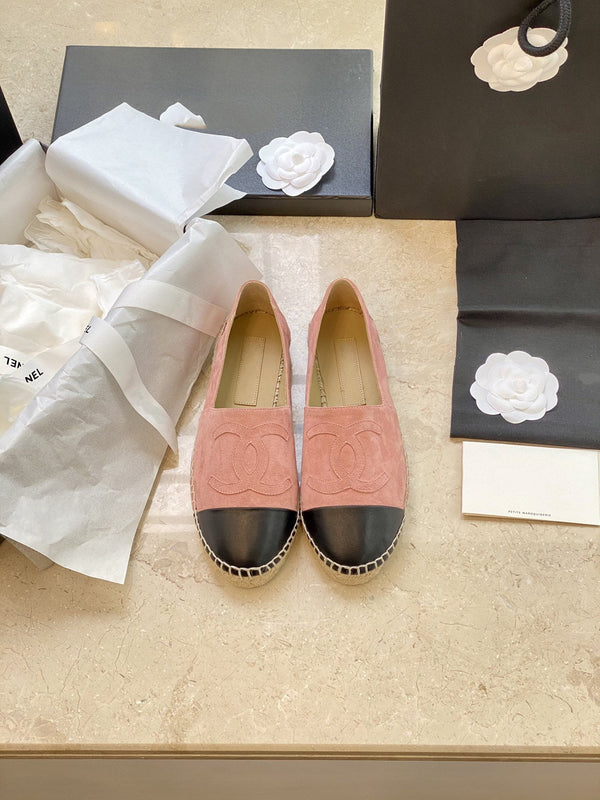 espadrillas in pelle scamosciata rosa e agnello nero