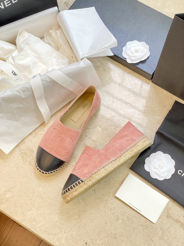 espadrillas in pelle scamosciata rosa e agnello nero