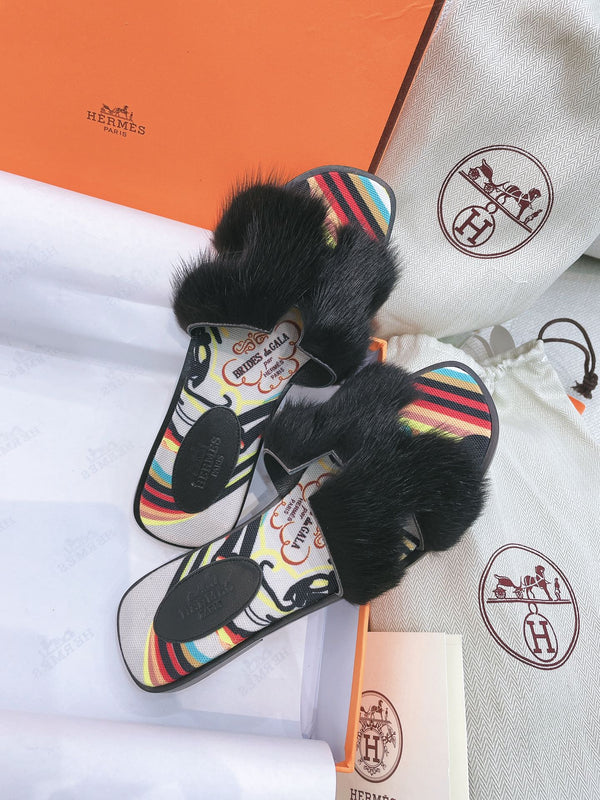 Tessuto in pelliccia di visone nero Oran HM 25 348007