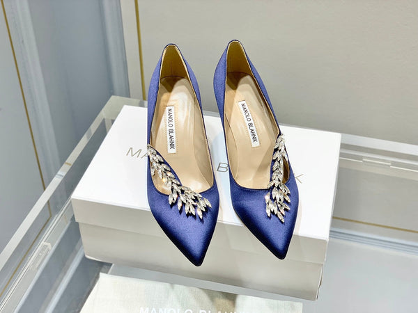 Manolo Wheat Ear Rhinestone High Heels Pumps Navy Blue Silk Fabric 327449