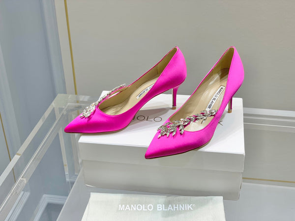 Manolo Wheat Ear Rhinestone High Heels Pumps Dark Pink Silk Fabric 327452