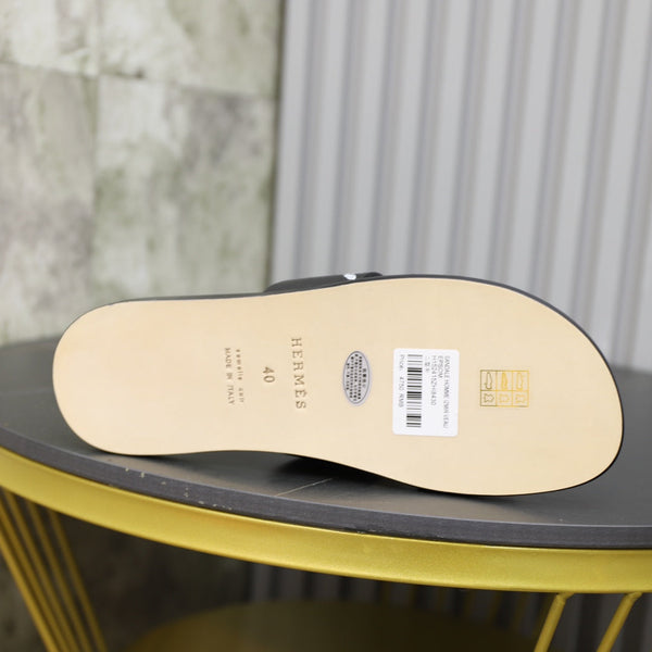 HM IZMIR SANDAL BLACK WITH WHITE ICON CALFSKIN