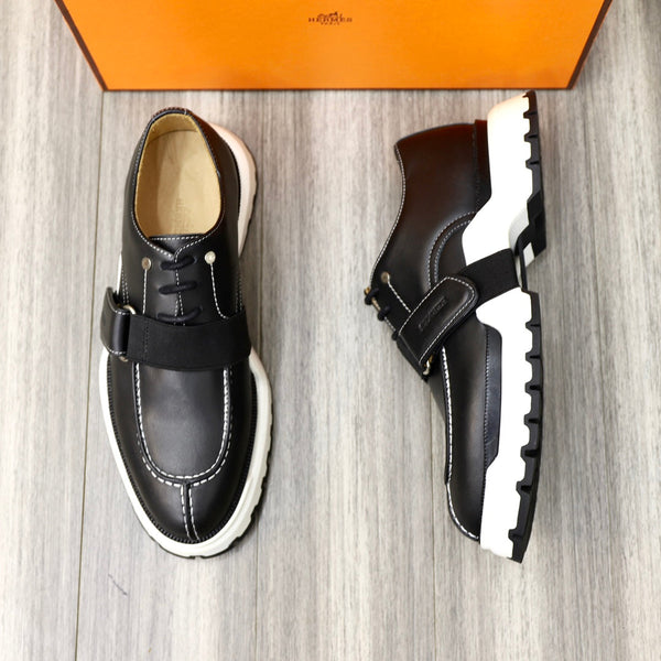 SCARPE ALLACCIATE HM DERBY IN PELLE DI VITELLO NERA