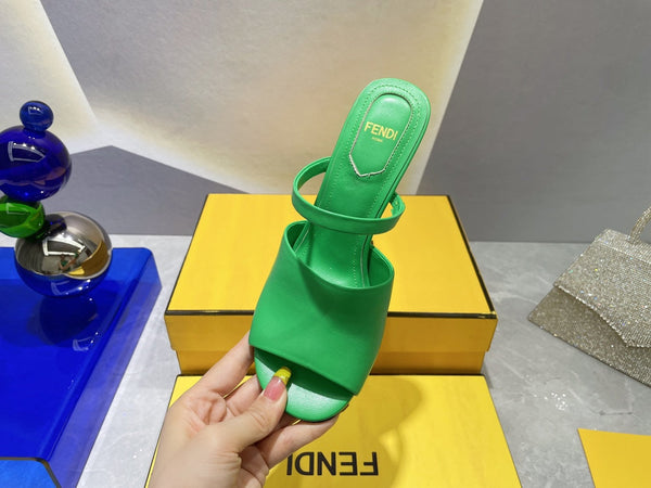 FENDI FIRST 95 MM HIGH-HEELED SANDAL IN EMERAKD GREEN LAMBSKIN GOLD HARDWARE