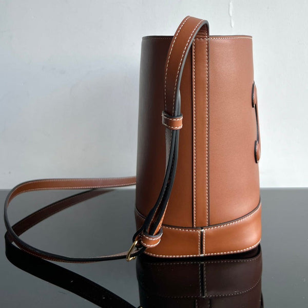BUCKET CUIR TRIOMPHE 24 GINGGERBREAD BROWN CALFSKIN