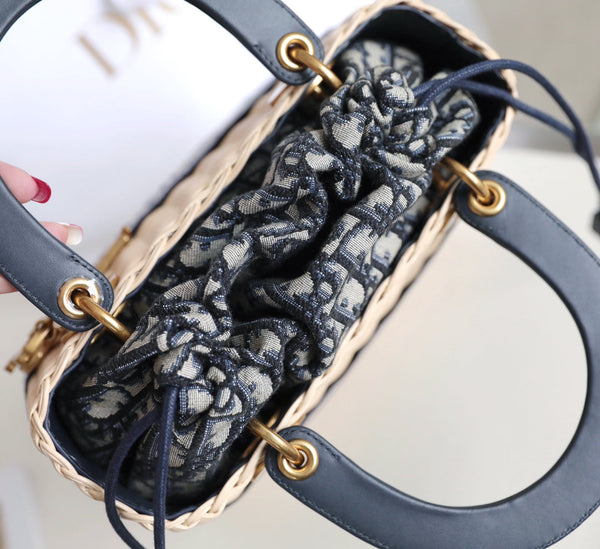 LADY 24 BASKET BAG IN BLACK OBLIQUE JACQUARD MIX BEIGE WICKER