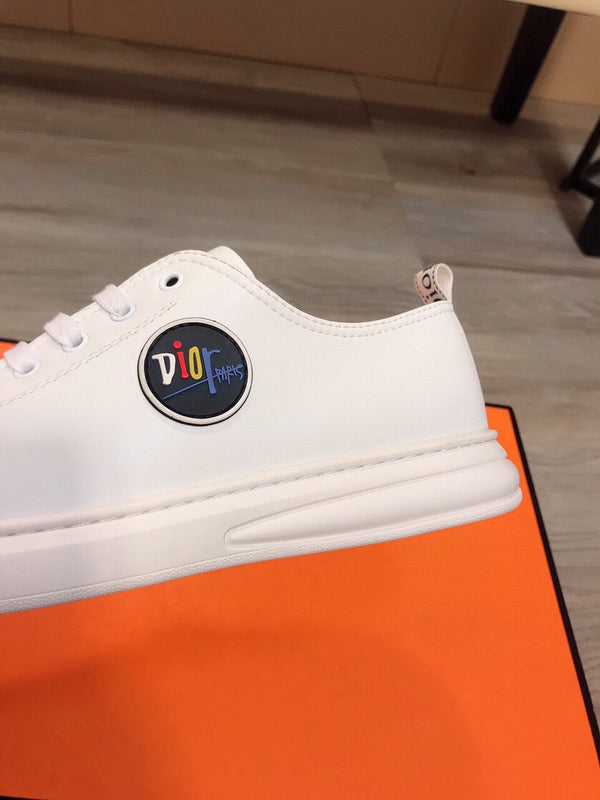 CD B23 LOW-TOP CIRCLE ICON SNEAKER WHITE CALFSKIN