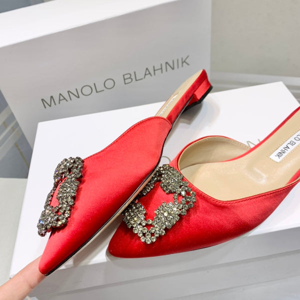 Manolo Buckle Flast Mules Red Silk 327518