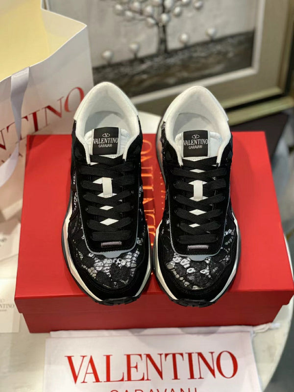 Lace And Mesh Lacerunner Sneaker In Black Mix White 994617