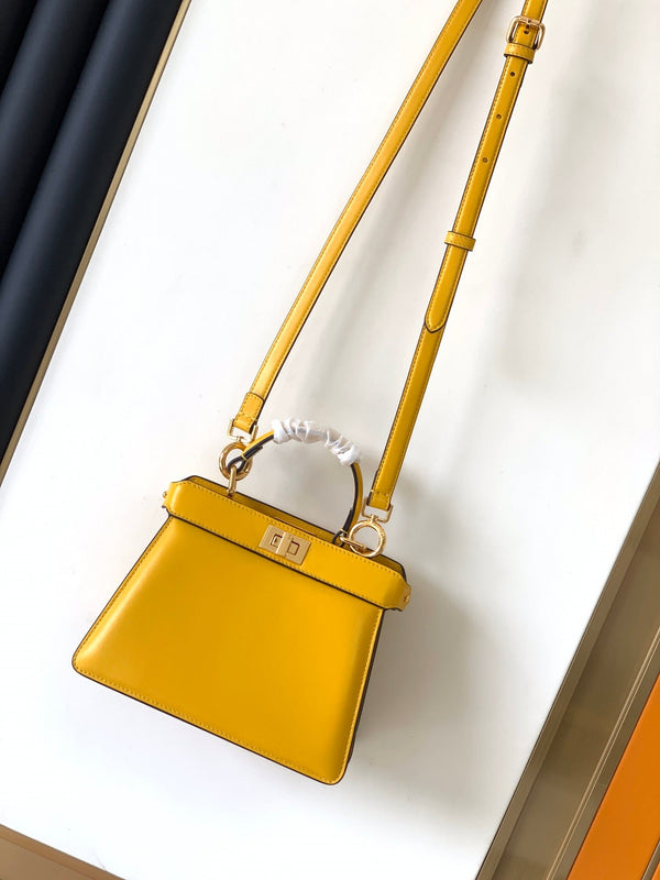Borsa Peekaboo ISeeU Petite 20 Pelle di agnello gialla Ghw 
