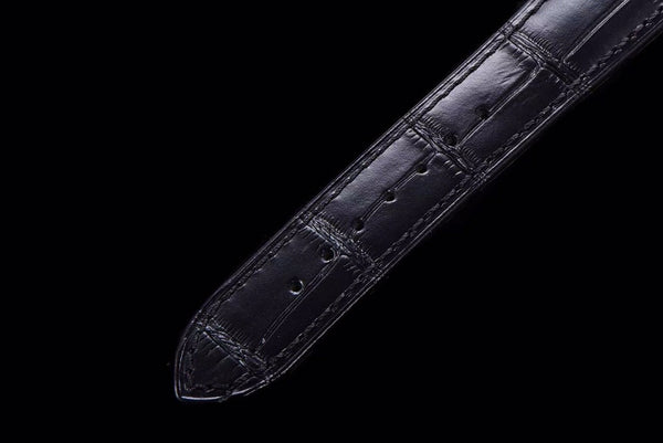 TANK MUST NO NUMERALS STEEL CASE BLACK DIAL