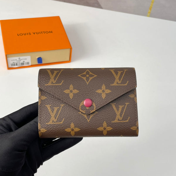 LV M41938 Victorine Wallet Brown Purple-red Monogram Canvas 221673