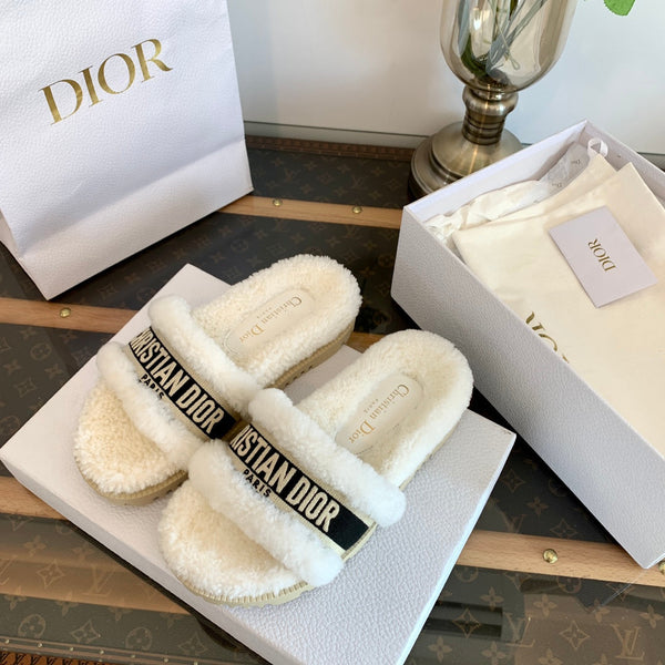 CD Dway Slide Black White Fleece Lining And Canvas Fabric