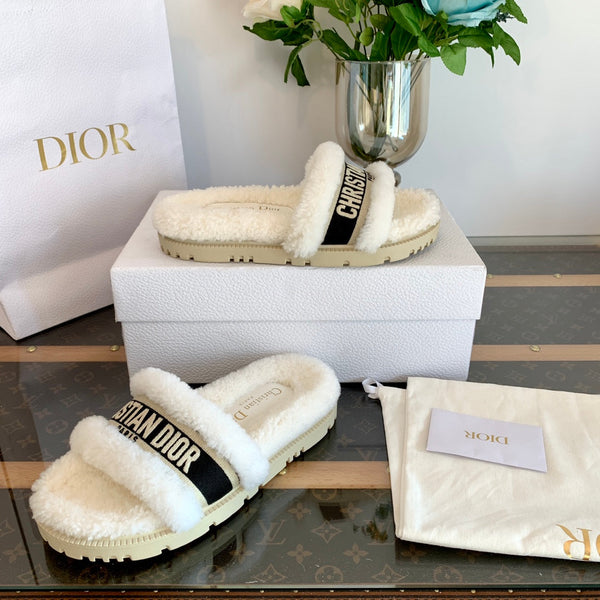 CD Dway Slide Black White Fleece Lining And Canvas Fabric