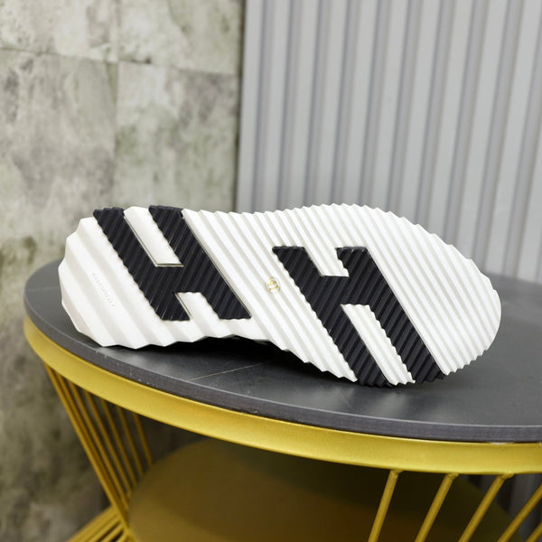 HM FLEX SLIP-ON SNEAKER BLACK AND WHITE WOVEN FABRIC