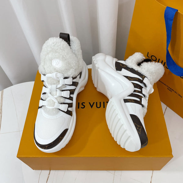 Sneaker LV Archlight in tessuto monogramma marrone scuro misto bianco