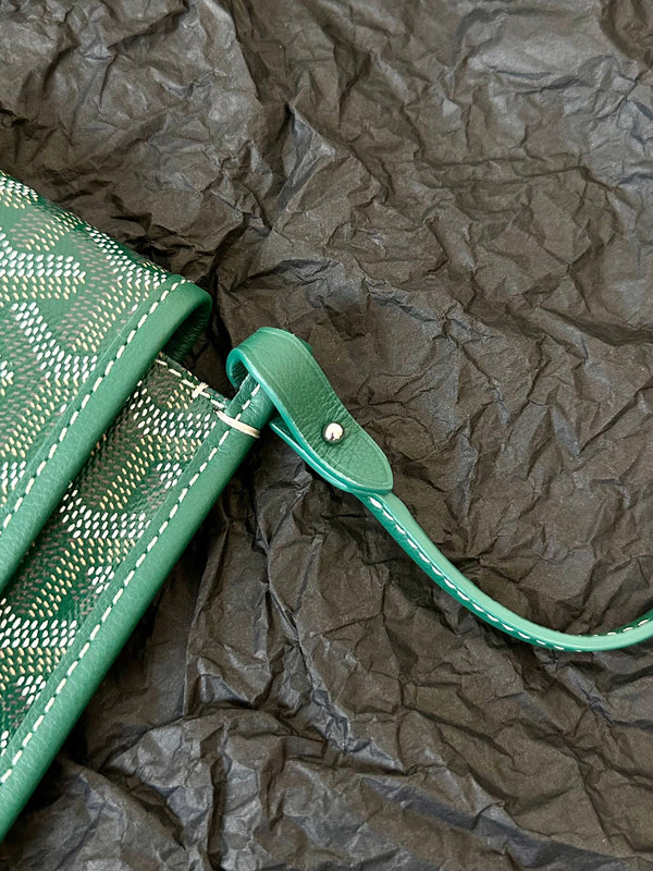 PLUMET POCKET WALLET 20 IN GREEN GOYARDINE CANVAS AND LAMBSKIN TRIM