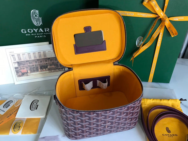 MUSE VANITY CASE 20 IN WINE RED GOYARDINE CANVAS