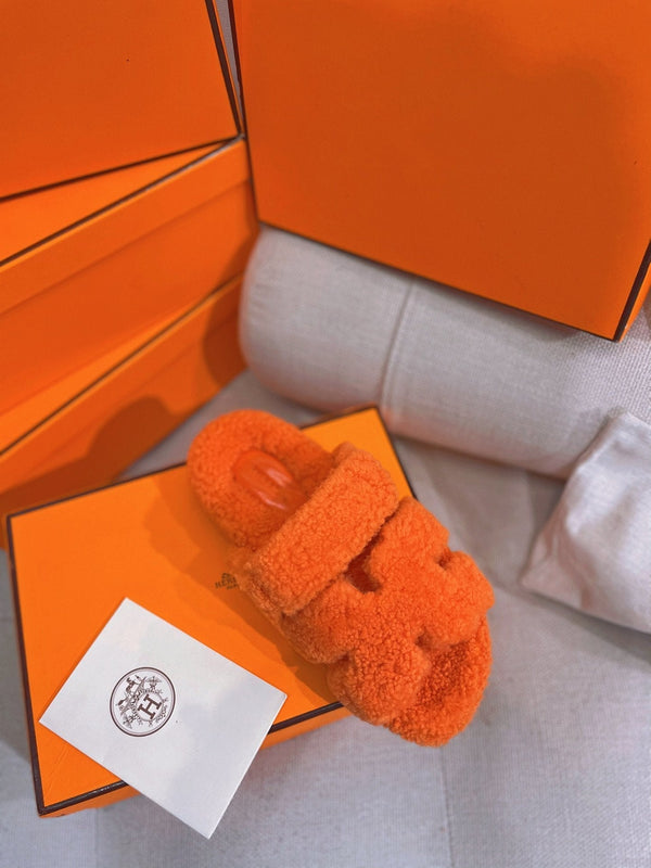 chypre sandal orange lamb wool