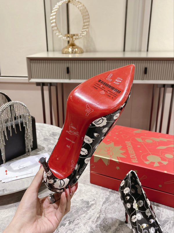 CL Hot Chick Pumps 100mm Patent Weapons Black