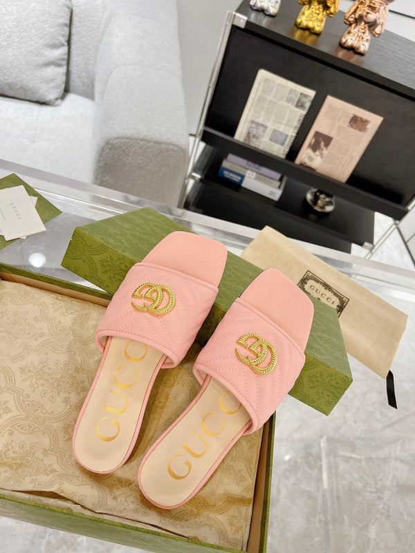 SANDALO SLIDE GG ESCLUSIVO IN PELLE DI VITELLO ROSA CHIARO