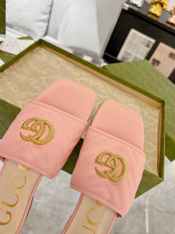 SANDALO SLIDE GG ESCLUSIVO IN PELLE DI VITELLO ROSA CHIARO