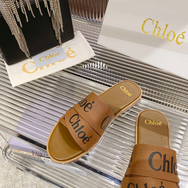 CHLOÉ WOODY SLIPPER IN CIDER BROWN CANVAS