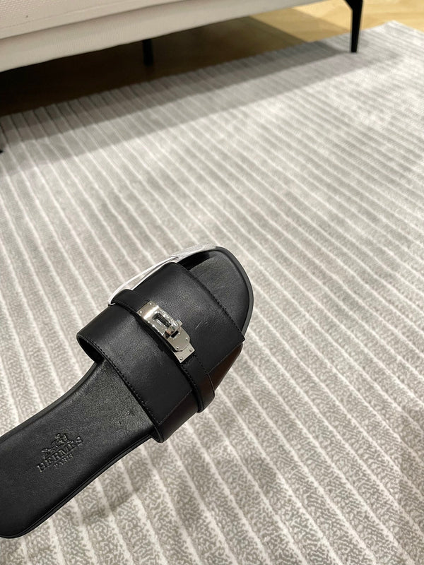 GABRIEL SANDAL BLACK CALFSKIN