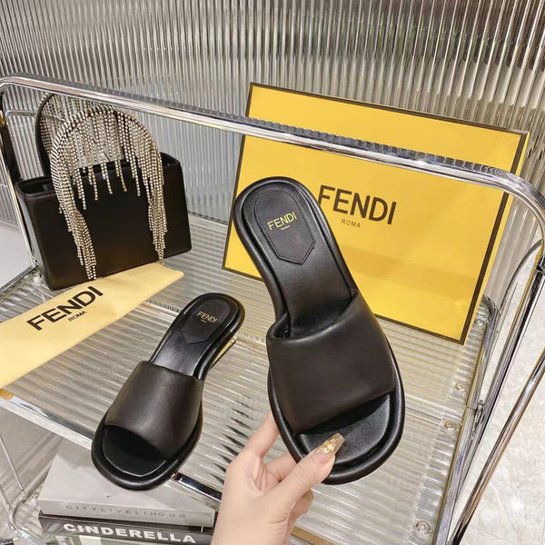 FENDI BAGUETTE SLIDES WOMEN IN BLACK CALFSKIN