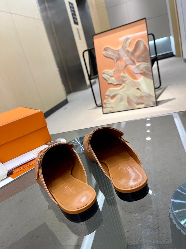 MULE GROUPIE IN PELLE DI AGNELLO FUCILE