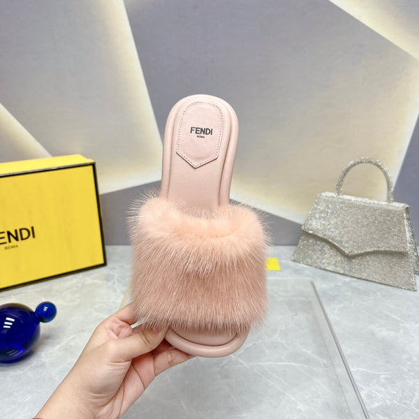 FENDI BAGUETTE MINK MEDIUM-HEELED 45MM IN NUDE BEIGE FUR AND LAMBSKIN