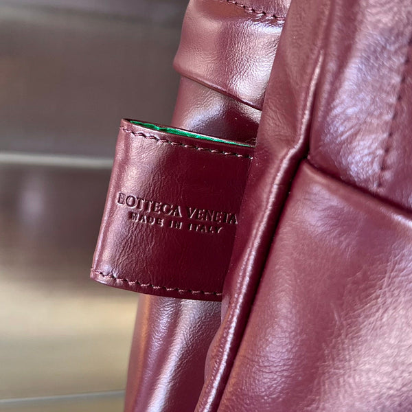 MEDIUM ARCHETYPE 46 BAROLO LAMBSKIN BACKPACK