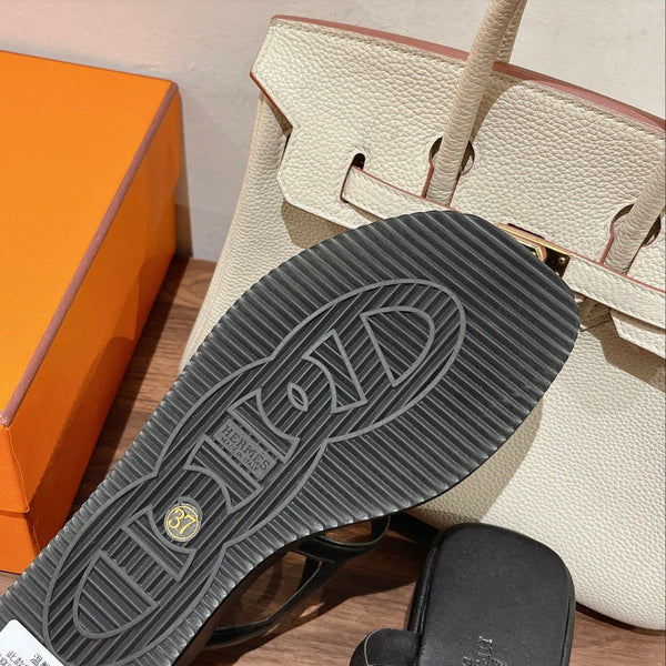 HM Gipsy Platform Thong Nero Pelle di Pecora 349419