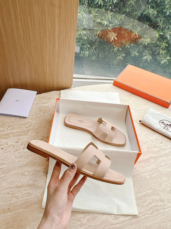 Sandalo HM 25 Oran in pelle di vitello beige chiaro