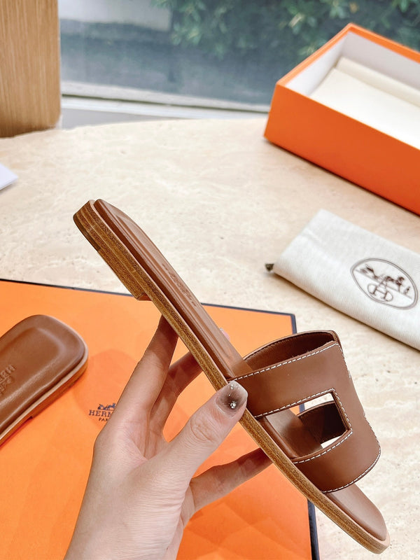 Sandalo HM 25 Oran in pelle di vitello marrone