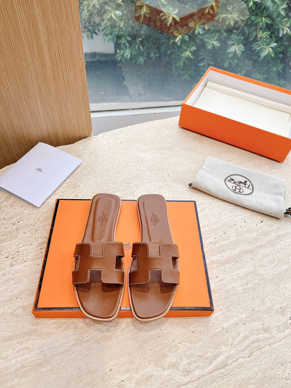 Sandalo HM 25 Oran in pelle di vitello marrone