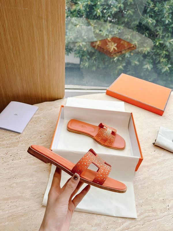 Sandalo HM 25 Oran in pelle di vitello arancione con cristalli