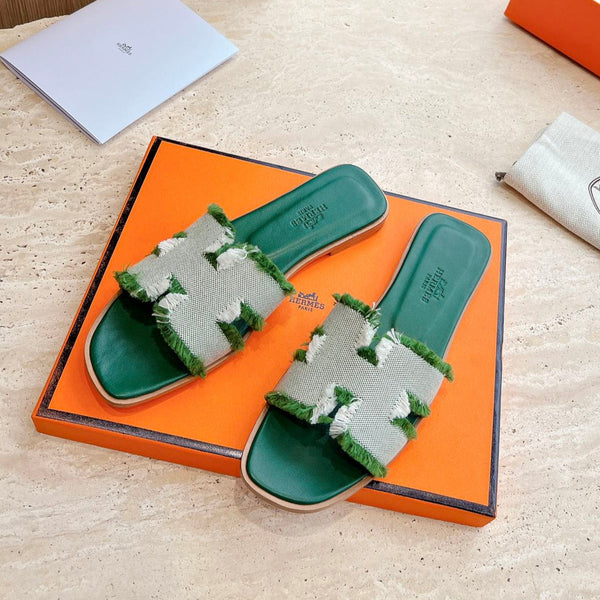 Sandalo HM 25 Oran in pelle di vitello verde denim bianco