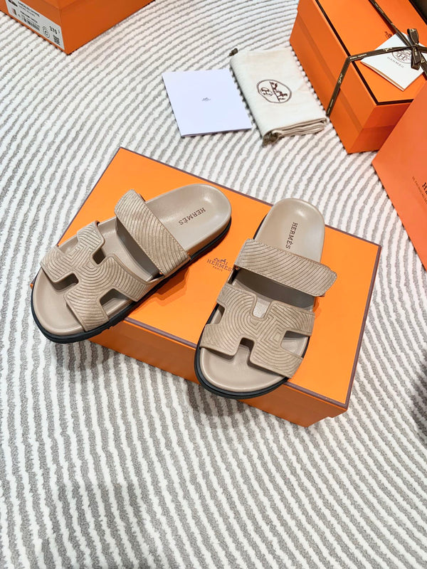 Sandalo HM Cyprus in camoscio beige 963236