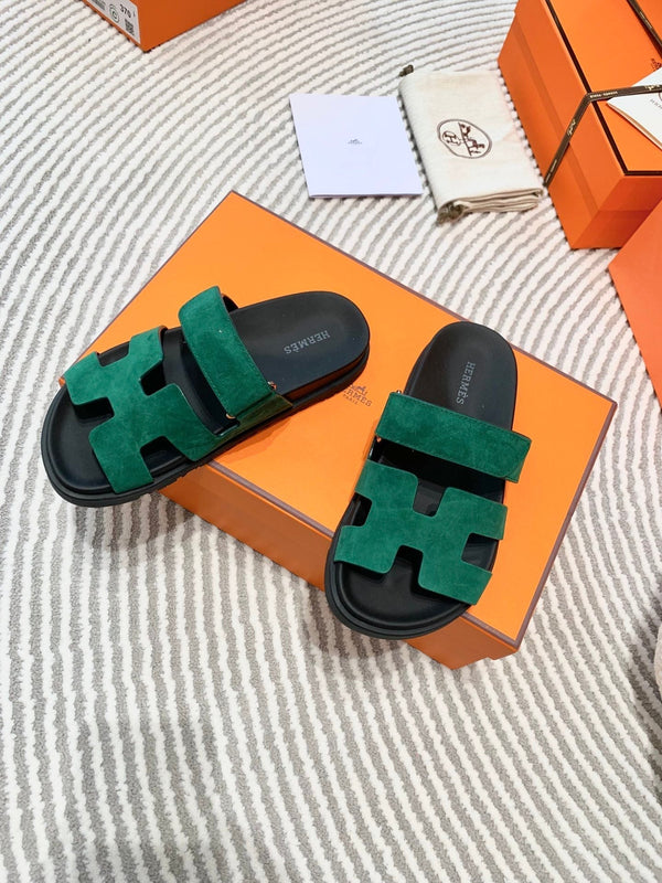 Sandalo HM Cyprus in pelle scamosciata nera mista verde scuro 963237