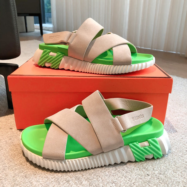 HM ELECTRIC SANDAL PARAKEET AND KHAKI SUEDE