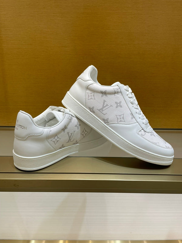 LV RIVOLI SNEAKER WHITE