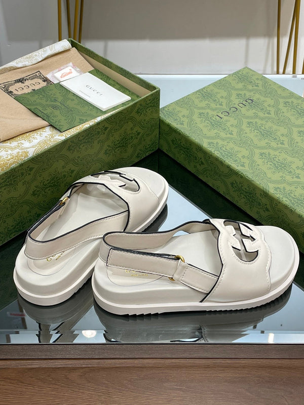 GG INTERLOCKING G CUT OUT SANDAL WHITE LAMBSKIN