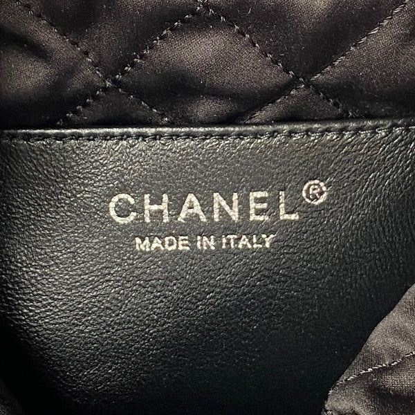 Borsa CC 24S Hobo 22 20 cm in pelle di agnello invecchiata nera