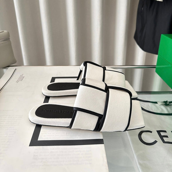 patch mule flat white black cotton lambskin