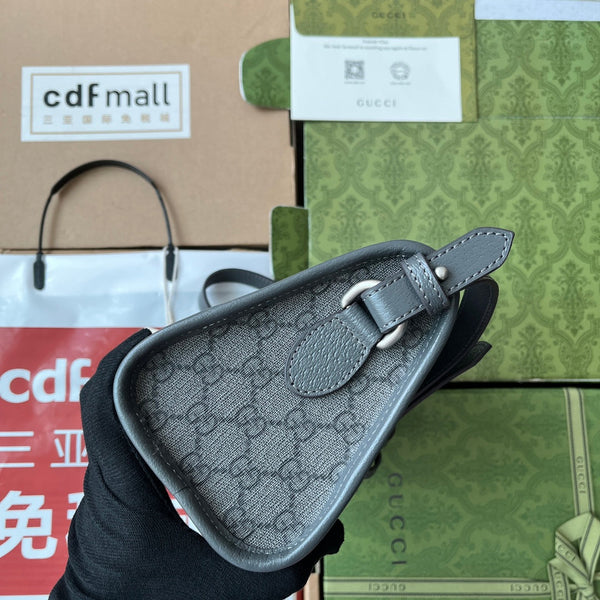 Borsa a tracolla Gucci 35 in tela grigia 240021