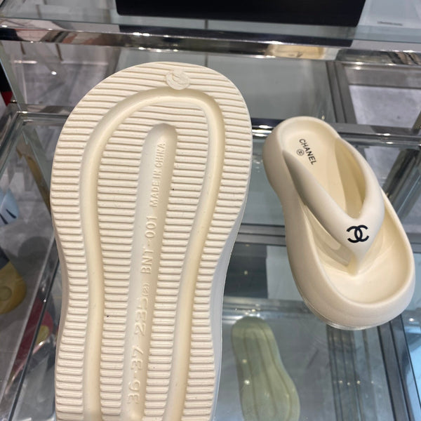 CC Flipflops Cream Foam 204125