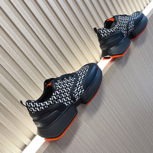 GIGA SNEAKER NERA IN PELLE DI VITELLO SPECIALE