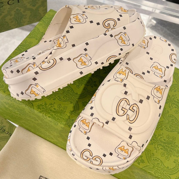 GC 25 Interlocking G 50mm Slide Sandal Monogram Beige Cowhide 292389